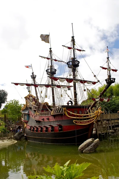 Le bateau pirate du capitaine Crochet Photos De Stock Libres De Droits