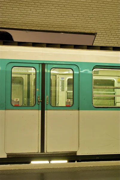 Metro van Parijs — Stockfoto