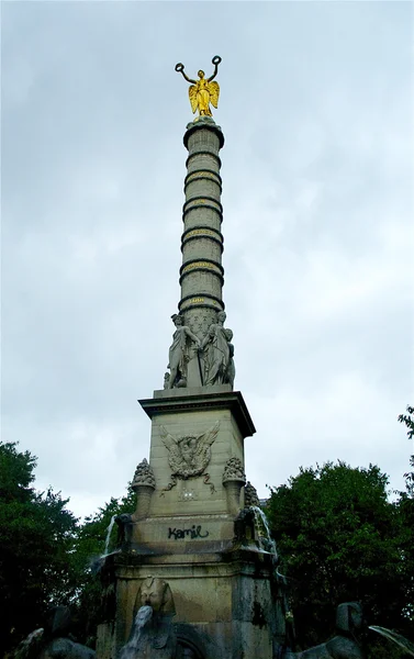 Åsynen av paris, Frankrike — Stockfoto