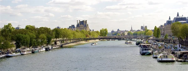 Bridge Passerelle Léopold-Sédar-Senghor, Paris, France — Stock Photo, Image