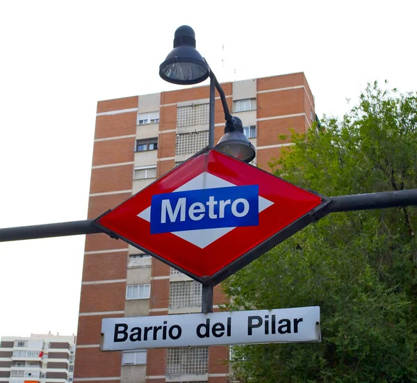 Sign of the metro station Barrio del Pilar — Stock Photo, Image