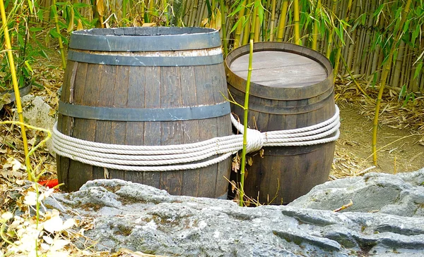 Tighten barrels — Stock Photo, Image
