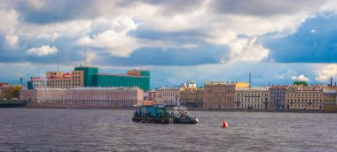 saint Petersburg neva Nehri