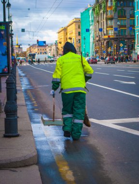 saint Petersburg sokak süpürge