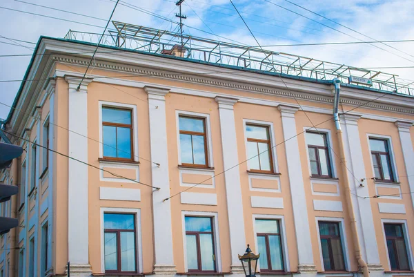 Edificio sul viale Nevskiy — Foto Stock