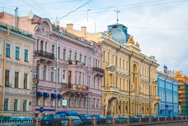 Edificio en San Petersburgo —  Fotos de Stock