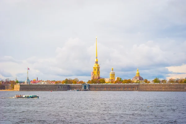 Panorama of the Peter and Paul Fortress — Stock Photo, Image