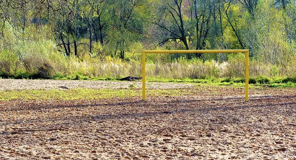 Gele poort voor voetbal — Stockfoto