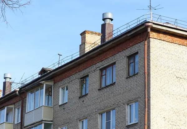 Sovietic house in front of the sky — Stock Photo, Image