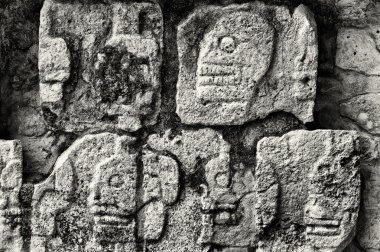 Meksika yerlileri tarafından yapılan yazıtları
