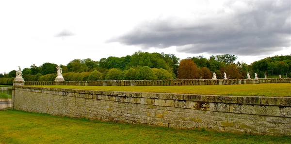 Trädgård av slottet fontainebleau — Stockfoto