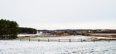 Rusya'nın kışın Köyü mihaylovskoe