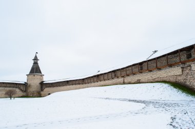 pskov kasabasında Rusya kremlin duvarları muhteşem görünümü