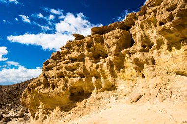 Antik berabere ve yüz tarafından yapılan işaretler yıllar önce