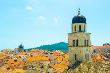stradun dubrovnik, Hırvatistan, cadde üzerinde çan kulesi