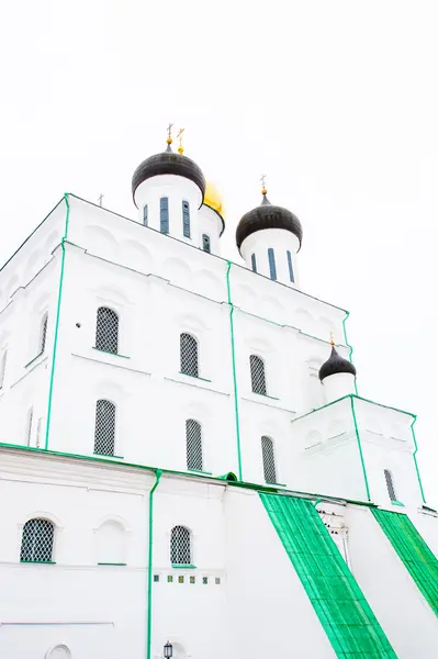 Igreja ortodoxa na Rússia, inverno — Fotografia de Stock