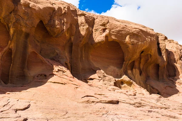 Timna 谷、イスラエル共和国の石と砂の形成. — ストック写真