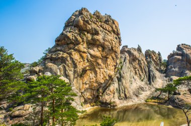 Mount taş oluşumların inanılmaz manzarası