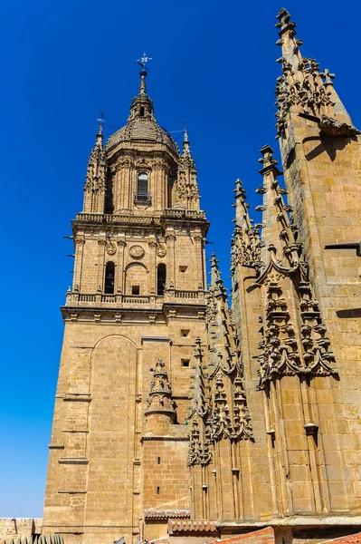 Архитектура Старого города Саламанки. Всемирное наследие ЮНЕСКО. Испания — стоковое фото