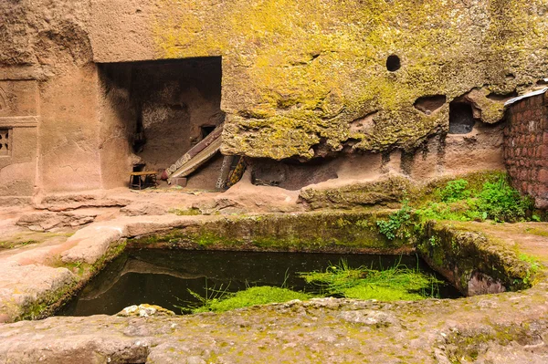 ラリベラ、エチオピア。moniolitic 岩の教会をカット — ストック写真