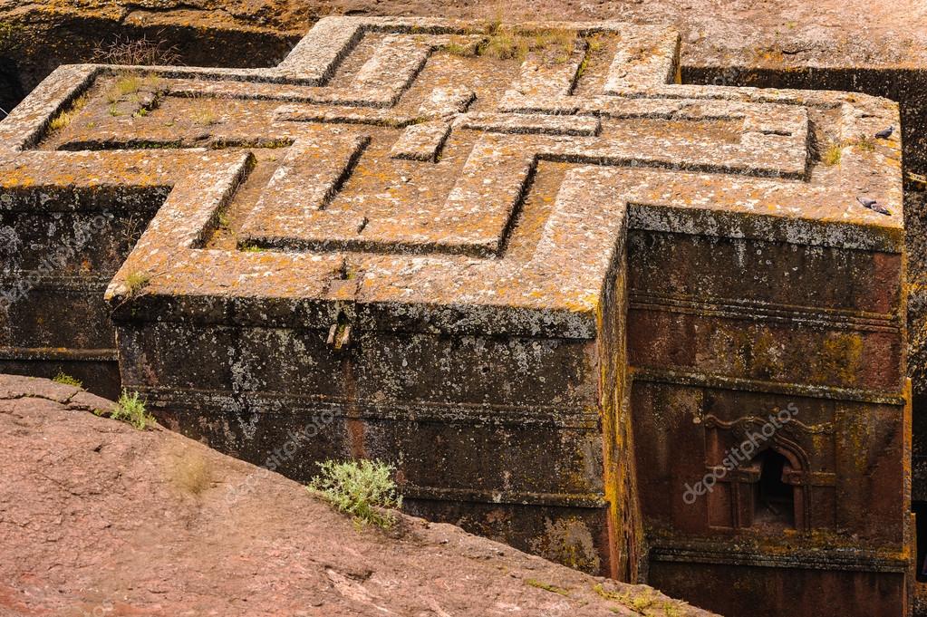 Ethiopian cross lalibela Ethiopia, Lalibela. Moniolitic rock cut church — Stock Photo