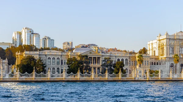 View from the Bosphorus river, Istanbul, Turkey — Stock Photo, Image