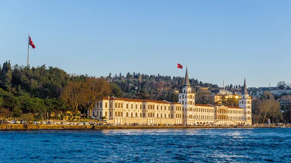 Vista desde el río Bósforo, Estambul, Turquía — Foto de Stock