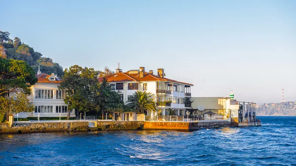 Vista dal fiume Bosforo, Istanbul, Turchia — Foto Stock