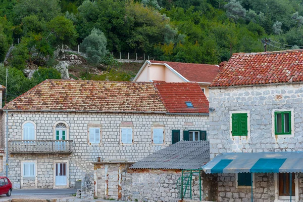 Bucht von Kotor, eine gewundene Bucht des adriatischen Meeres im Südwesten — Stockfoto