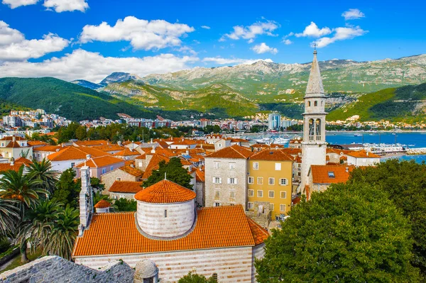 Budva riviera, kust van montenegro — Stockfoto