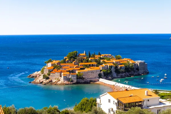 Budva riviera, kust van montenegro — Stockfoto