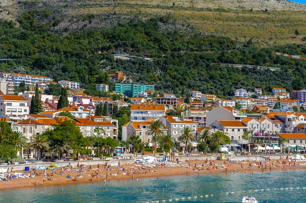 Budva riviera, kust van montenegro — Stockfoto