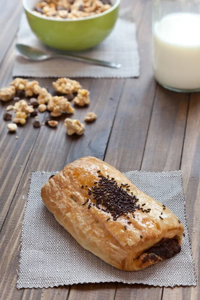 Kontinentales Frühstück, gesund und ausgewogen — Stockfoto