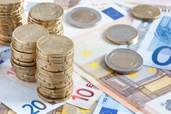 Billetes y monedas de Euro — Stock Photo, Image