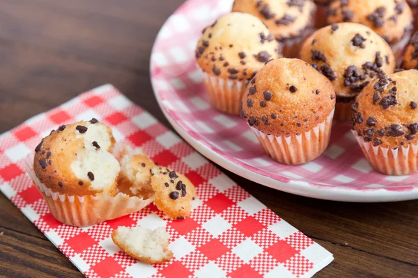 Muffins aux cupcakes au chocolat — Photo