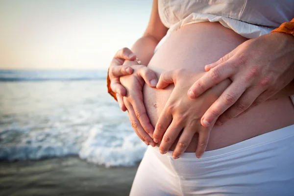 Karın hamile kadın Telifsiz Stok Imajlar