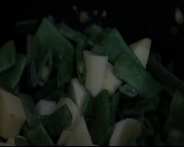 Haricot a brambory vařené — Stock video