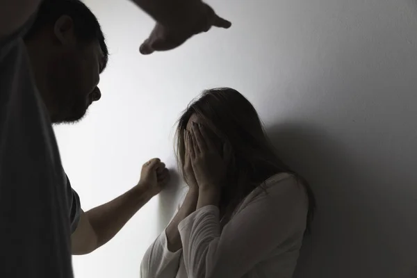 Close Shot Angry Man Fist Scared Woman Background She Covers — Stock Photo, Image