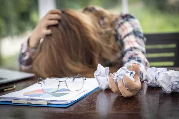 Síndrome Burnout Concepto Mujer Siente Incómoda Trabajando Que Causado Por — Foto de Stock