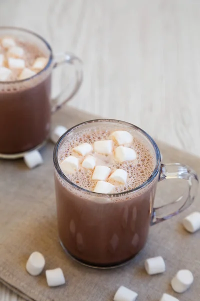 Hausgemachte Heiße Schokolade Mit Mini Marshmallows Niedriger Blickwinkel Kopierraum — Stockfoto