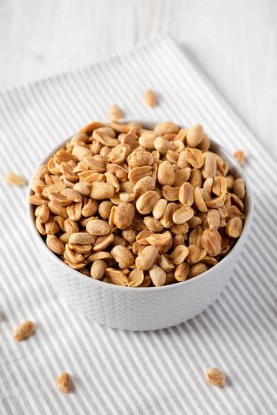 Roasted Salted Shelled Peanuts Gray Bowl Side View — Stock Photo, Image