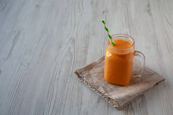 Hemlagad Morot Clementine Banana Smoothie Glasburk Sidovy Plats För Text — Stockfoto