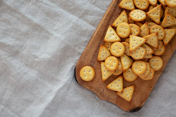 Homemade Salty Crackers Rustic Wooden Board Top View Flat Lay — Stock Photo, Image