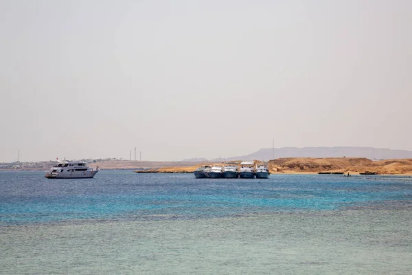 Yachts Tourists Bay Red Sea Sharm Sheikh Egypt — Stock Photo, Image