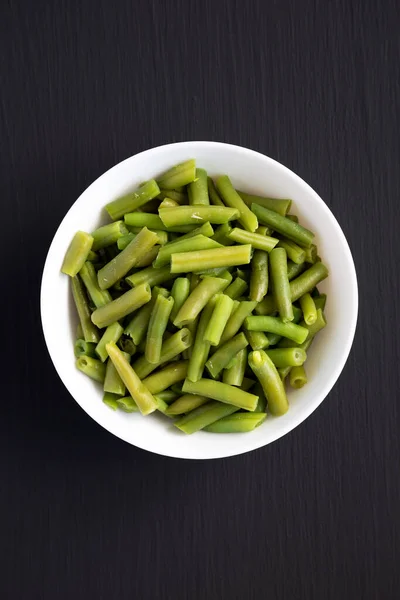 Steamed Green Beans White Bowl Black Surface Top View Overhead — Foto de Stock