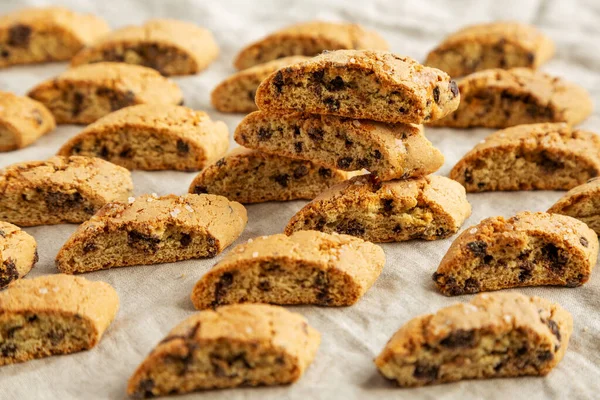 Homemade Italian Cantuccini Chocolate Low Angle View Crispy Chocolate Cookies — стоковое фото