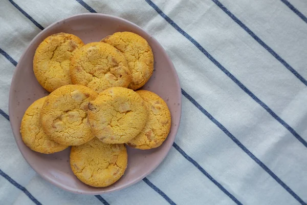 Homemade Lemon White Chocolate Cookies Plate Top View Flat Lay — Stock Photo, Image