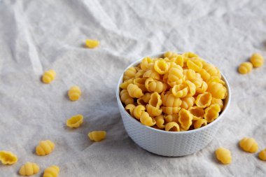 Kuru Organik Gnocchi Makarnası. Boşluğu kopyala.