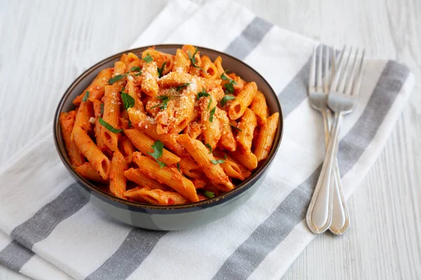 Peynirli Maydanozlu Arta Kalan Sostan Yapımı Penne Alla Votka — Stok fotoğraf