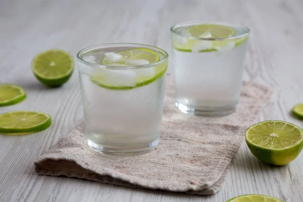 Refreshing Ice Water Lime Ready Drink — ストック写真